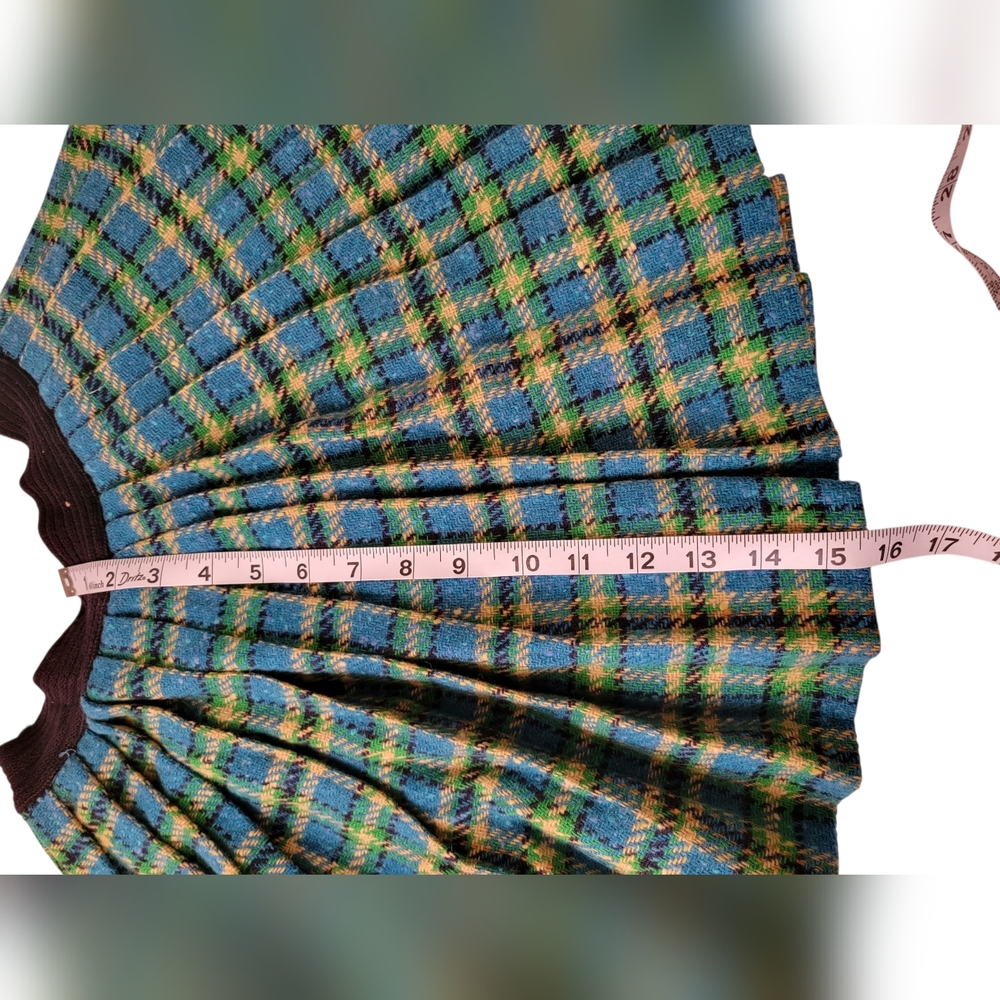 Vintage Handmade Plaid Pleated Skirt - Blue and Green - Picture 2 of 3